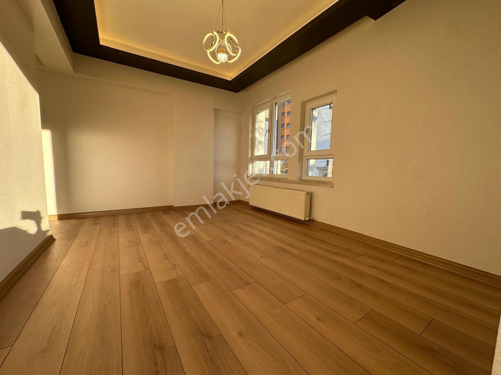 Osmangazi Mah Ultra Lüx Yapıda Orta Katta Asansörlü 3+1 - Görsel 14