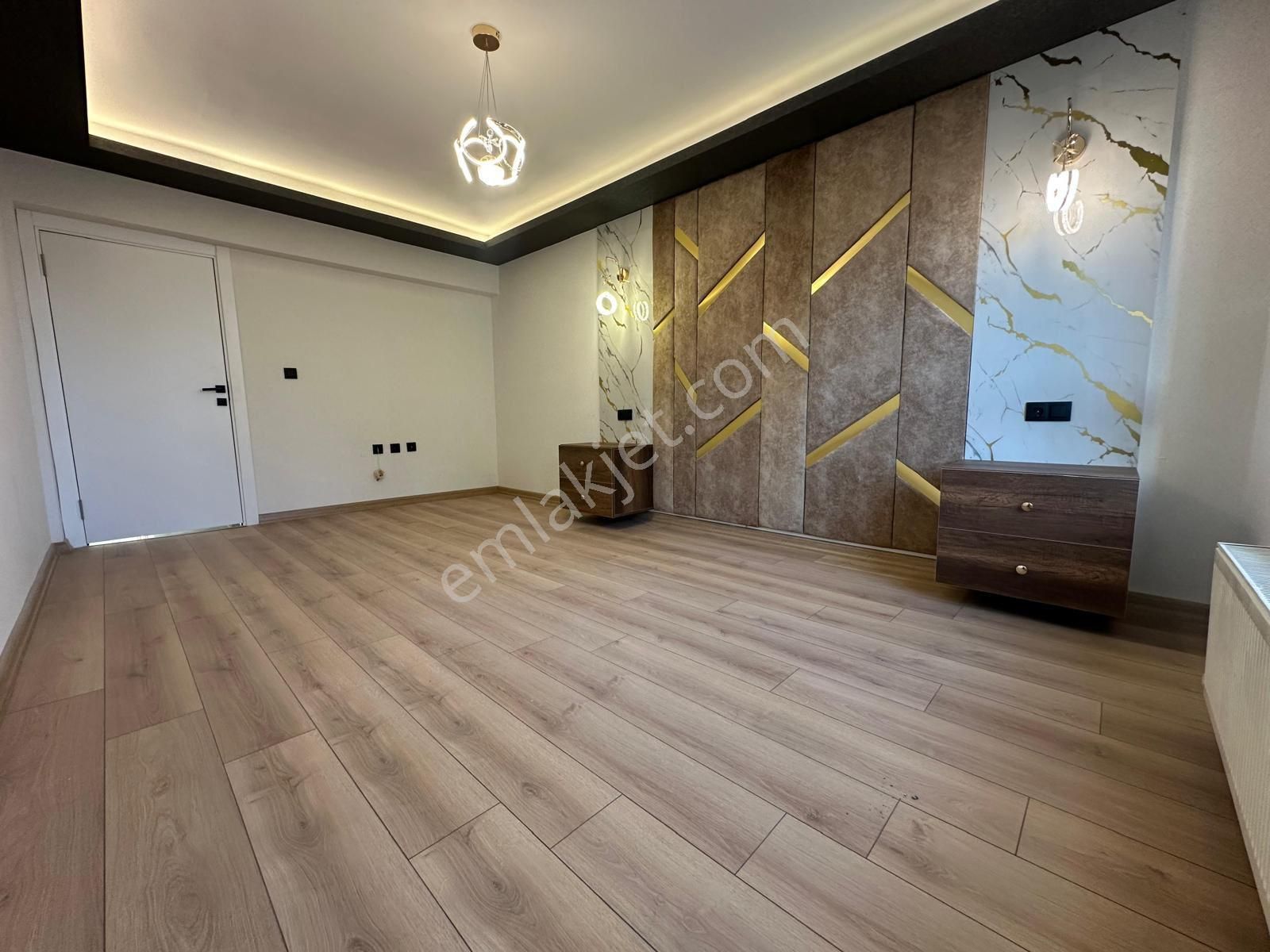 Osmangazi Mah Ultra Lüx Yapıda Orta Katta Asansörlü 3+1 - Görsel 13