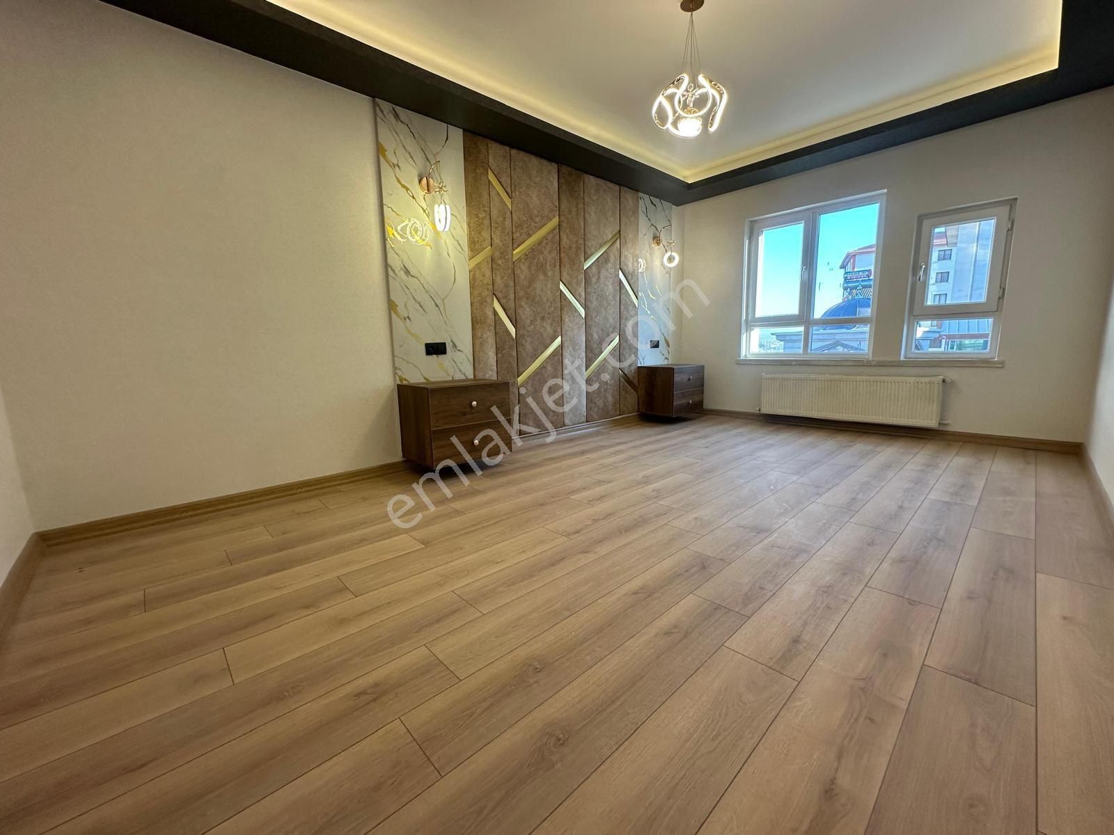 Osmangazi Mah Ultra Lüx Yapıda Orta Katta Asansörlü 3+1 - Görsel 12