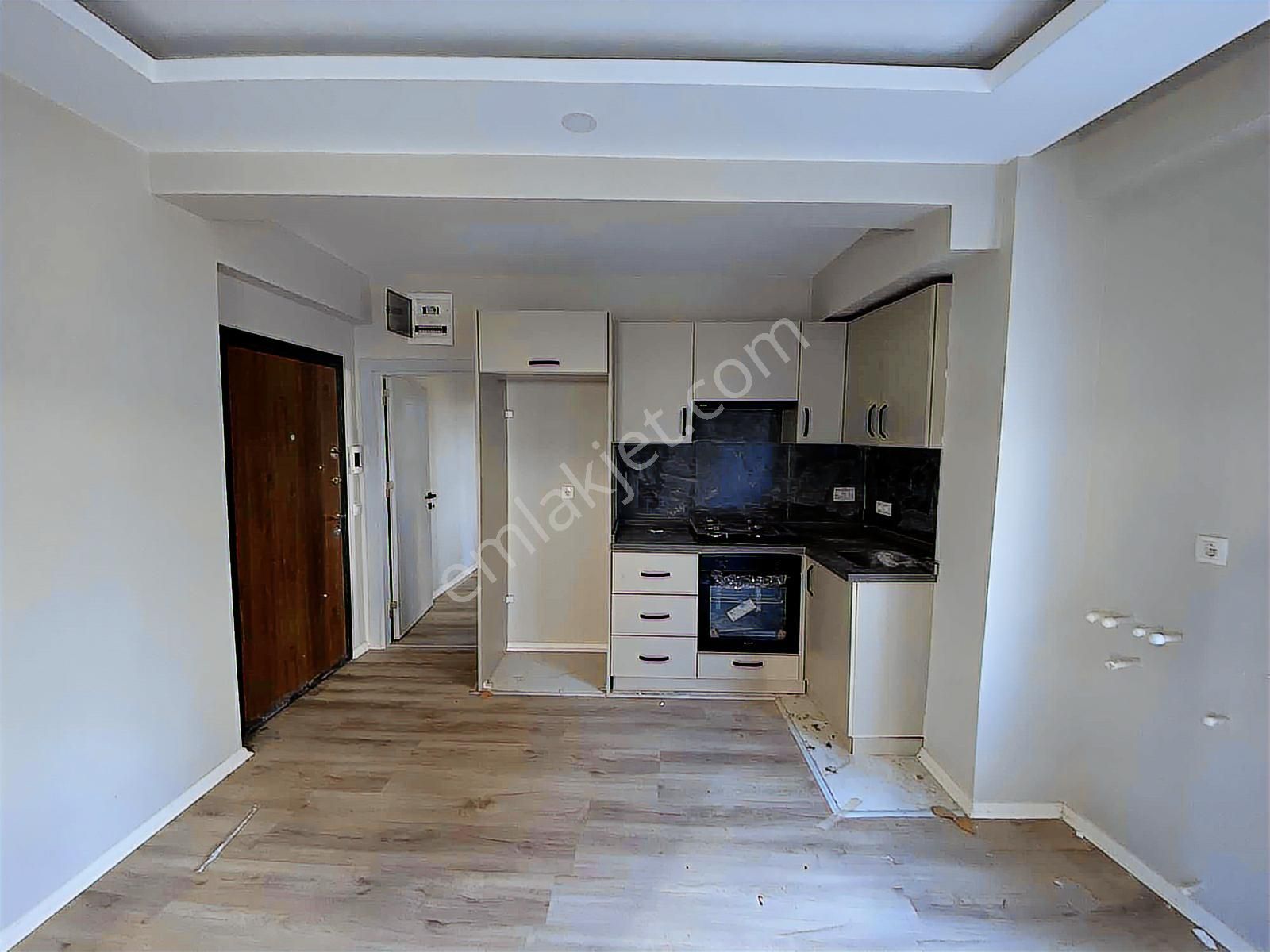 Antalya Merkezi Konumda Satılık 1+1 Sıfır Daire - Görsel 7