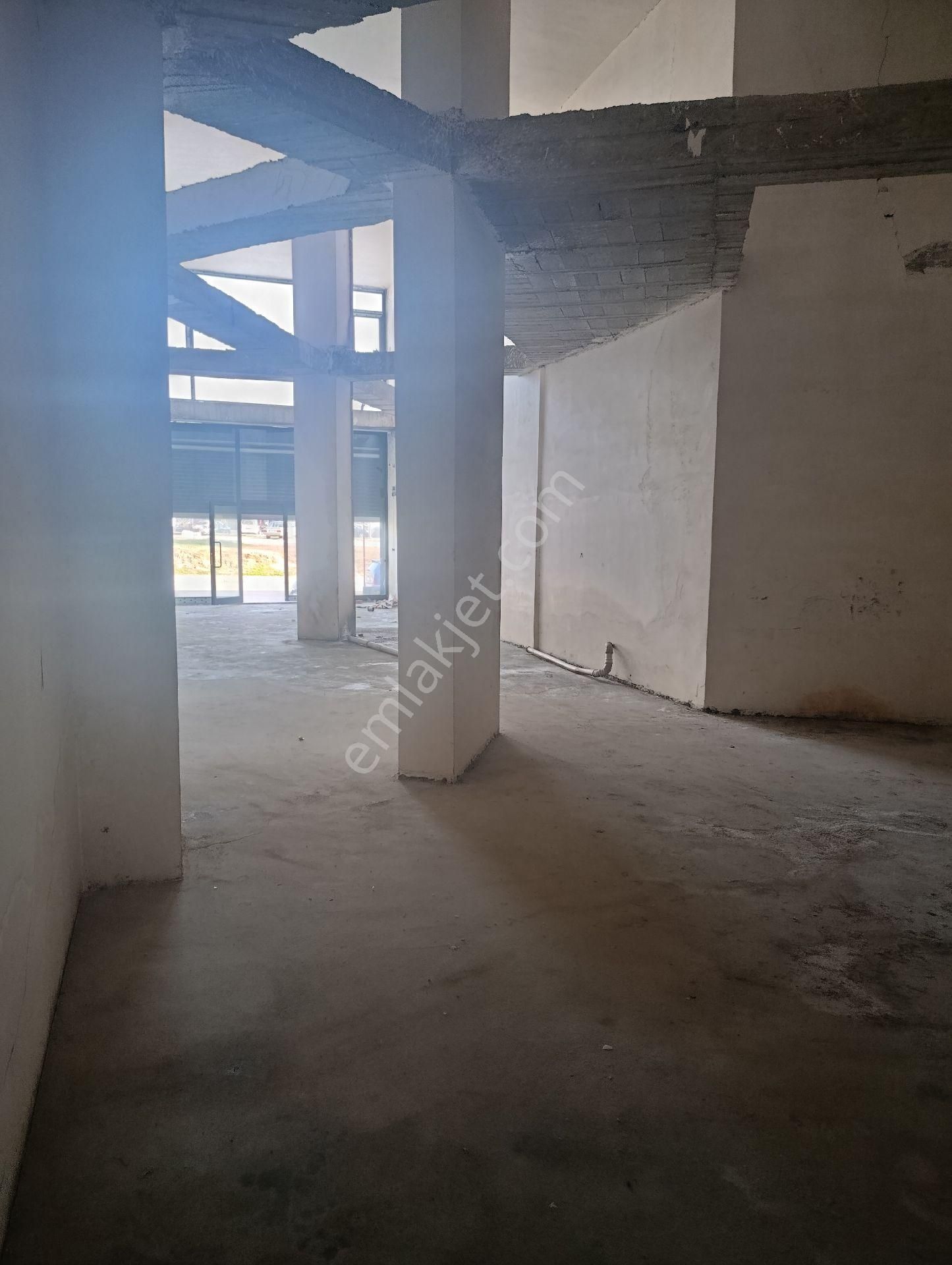 Osmangazide Cadde Üstü Kiralik İşyeri - Görsel 5