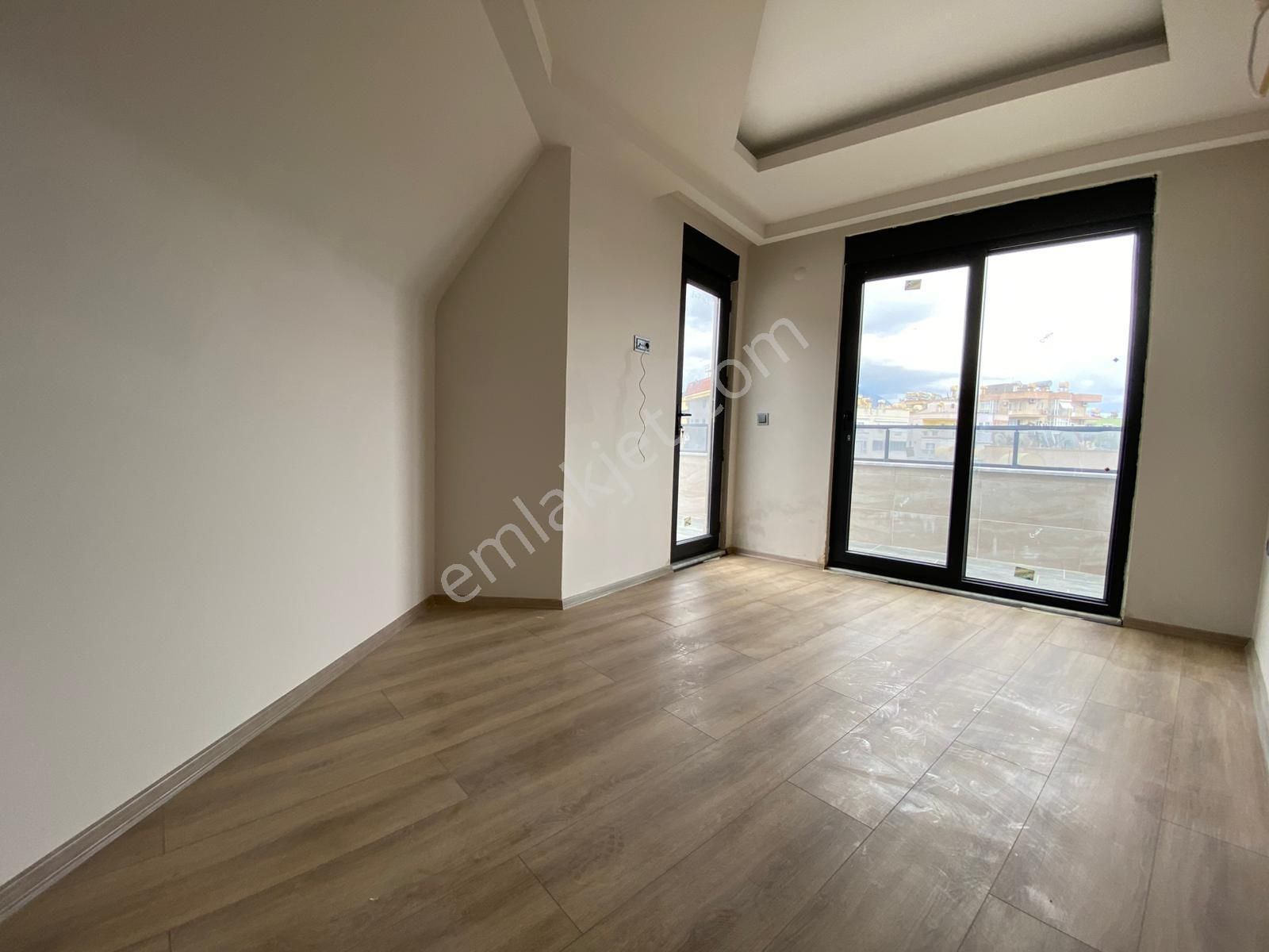 Mosso Emlaktan Alanya Merkezde Satılık 2+1 Dublex Sıfır Daire - Görsel 11