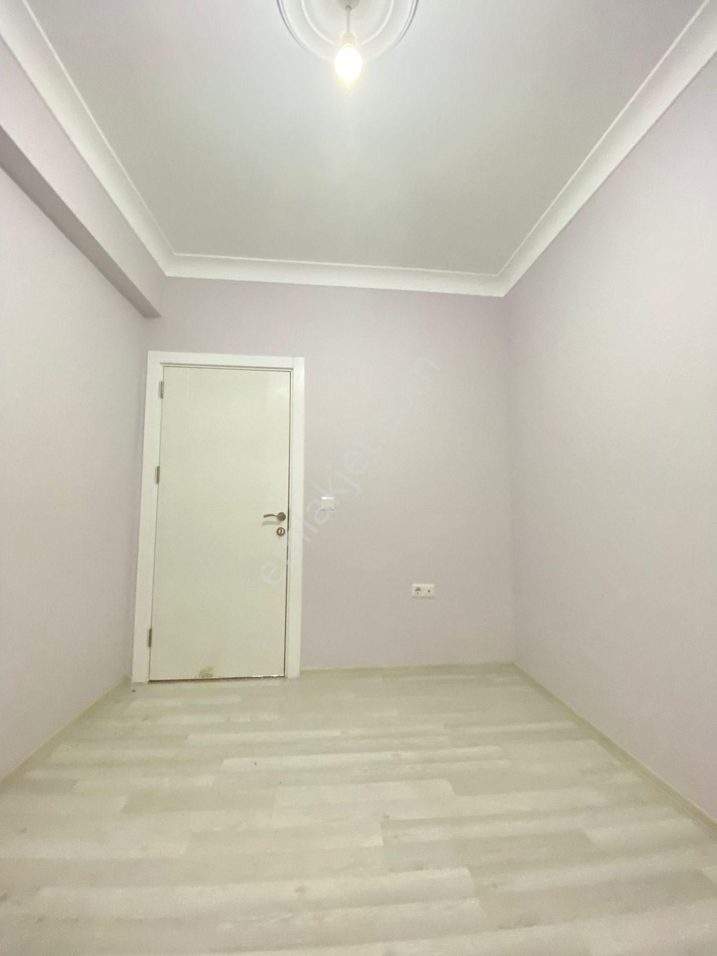 Türkiye Emlak Davutpaşa Mah 2+1 Kredili Bahçe Kat 90m2 Kod2703 - Görsel 8