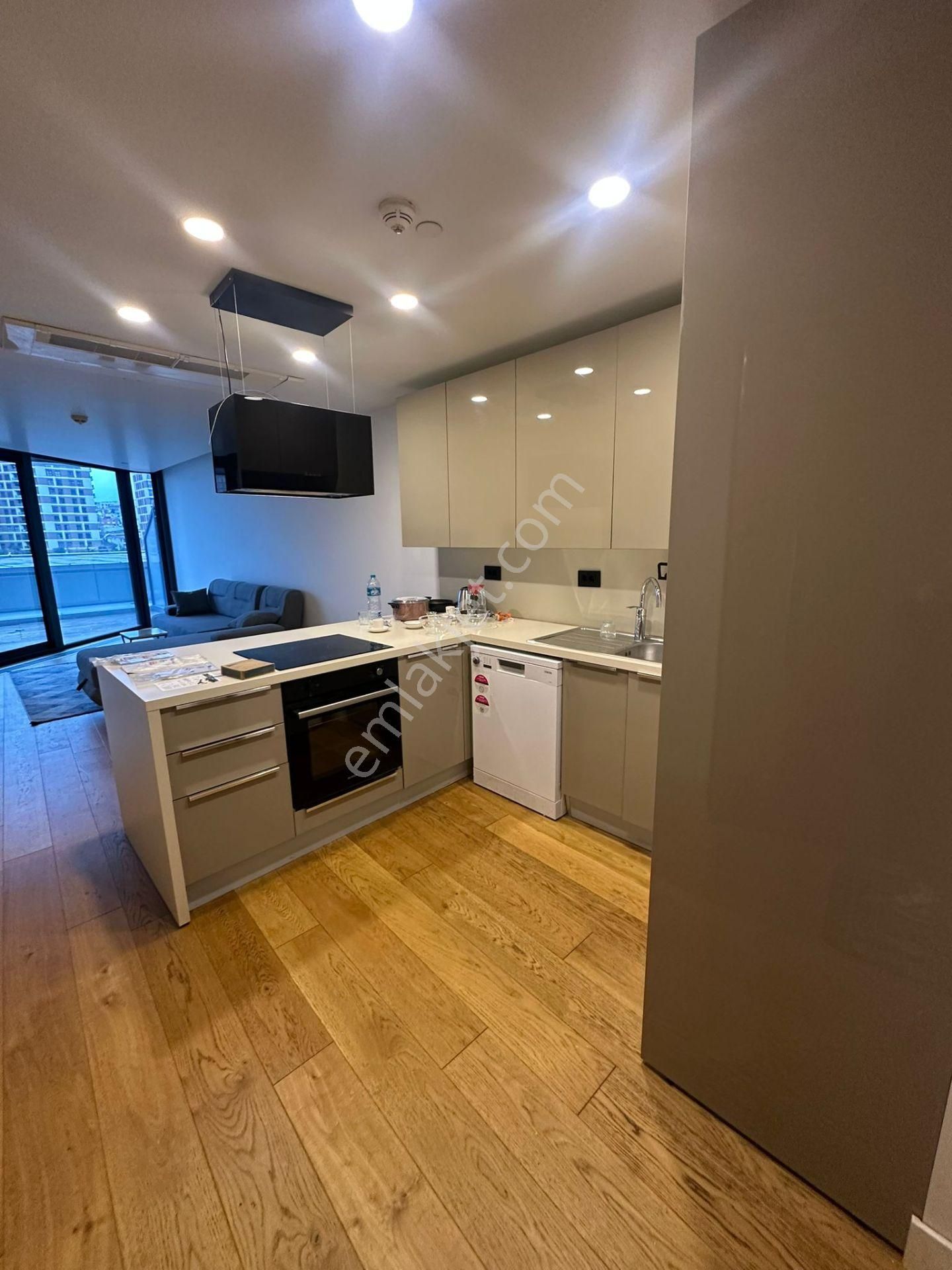 Prime İstanbul Kiralık 1+1 Teraslı Özel Ve Sıfır Residence