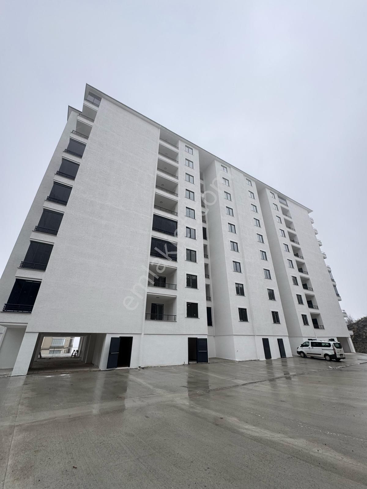 Yalı Gayrimenkulden Üniversite Mahallesi 3+1 Sıfır Satılık Daire - Görsel 2
