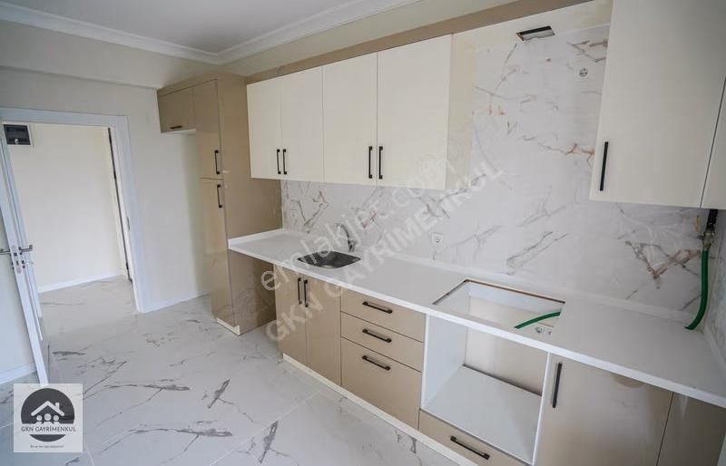 Gkn Gayrimenkul'den Satılık 3+1 Daire (90m², Merkezi Konum) - Görsel 28