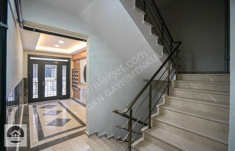 Gkn Gayrimenkul'den Satılık 3+1 Daire (90m², Merkezi Konum) - Görsel 4