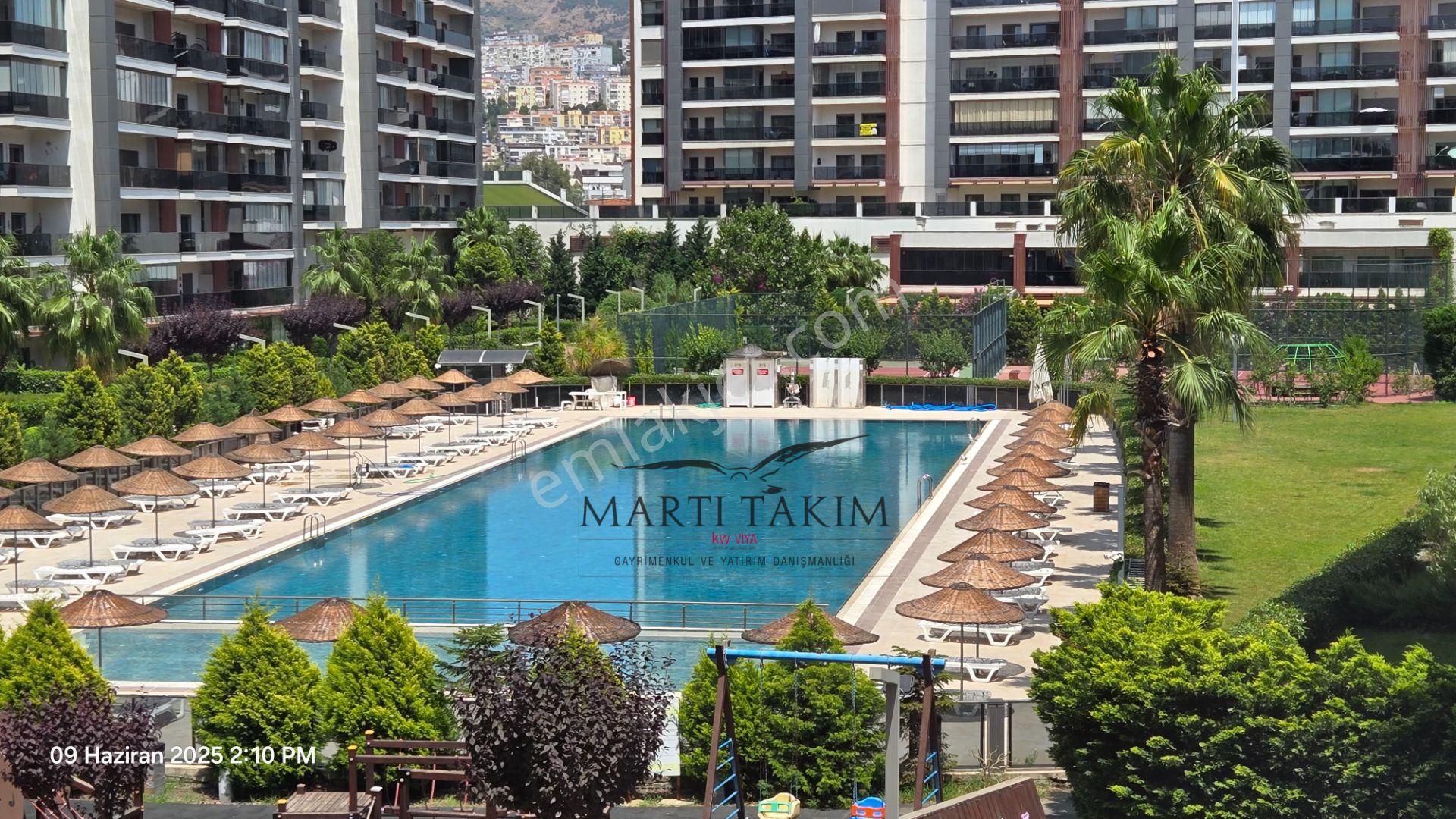 Park Yaşam Ataşehir Site Komşunuz Aytuğ Türkeköle'den 1+1 Eşyalı