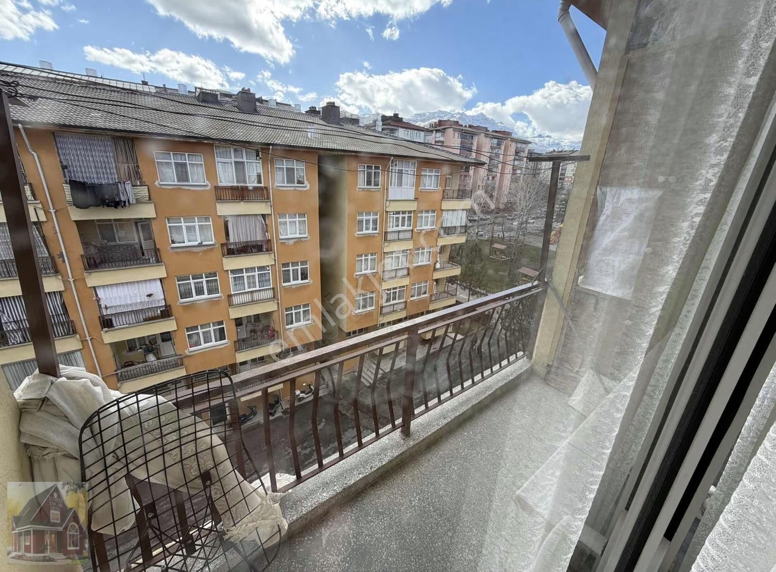 105 Evlerde Bakımlı Satılık Daire - Görsel 9