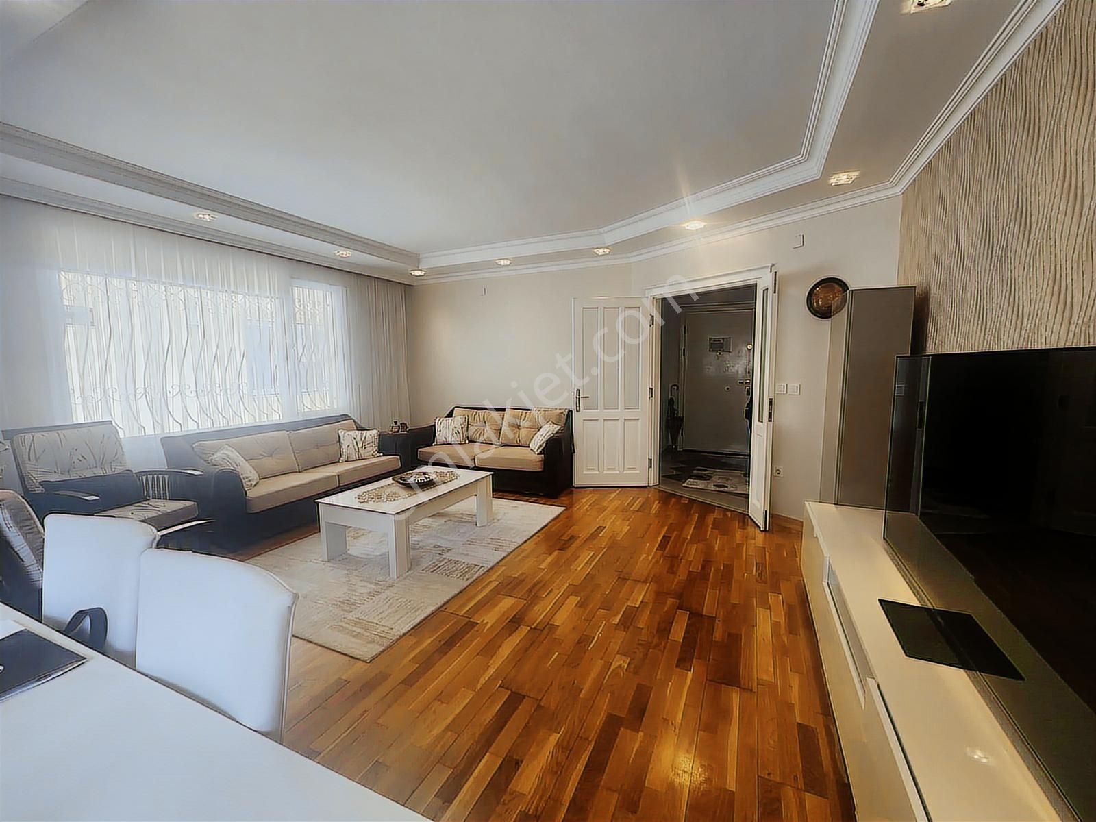 Remax Billur Bakan'dan Şenlikköy'de Müstakil Tadında Satılık 3+1 - Görsel 6