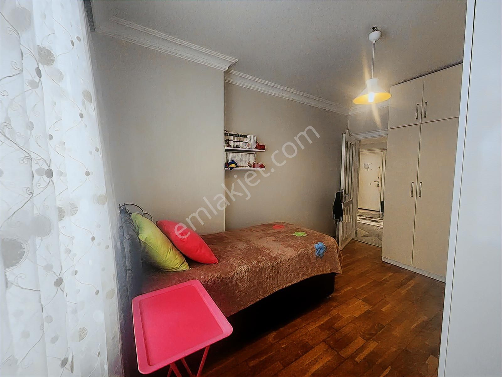 Remax Billur Bakan'dan Şenlikköy'de Müstakil Tadında Satılık 3+1 - Görsel 19