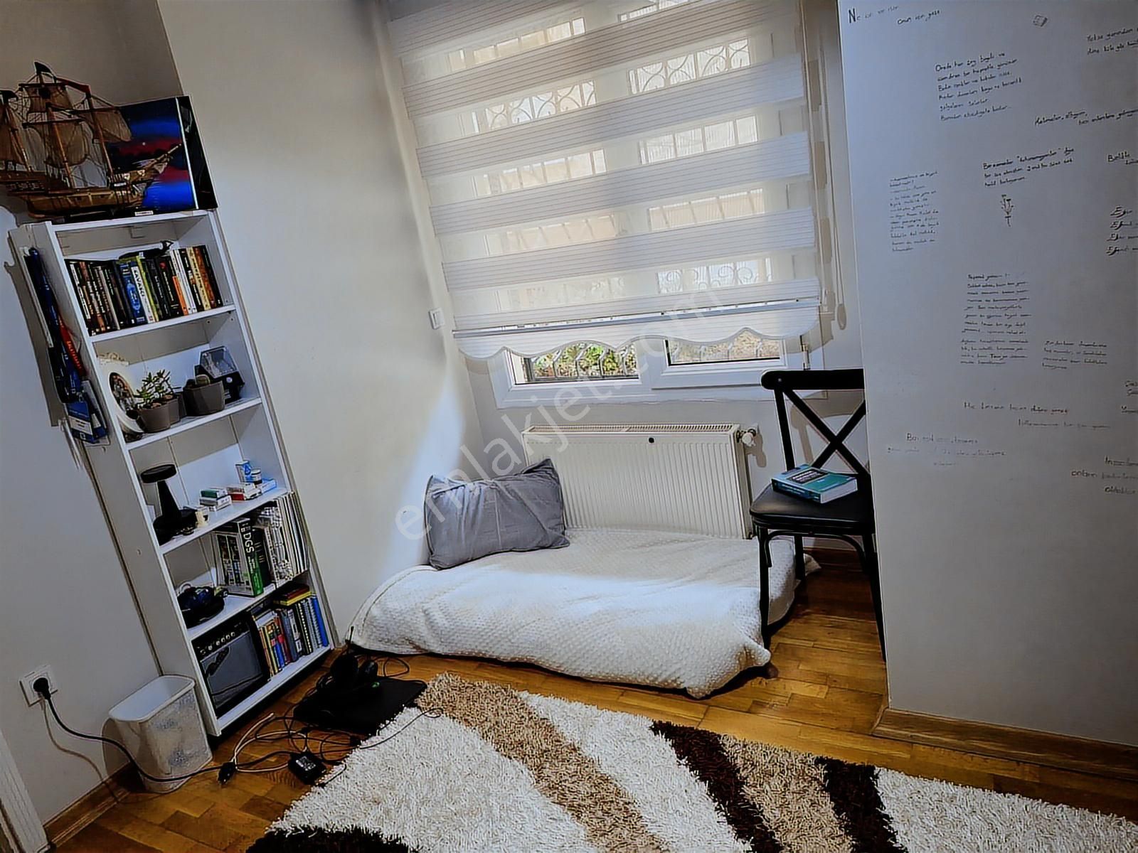 Remax Billur Bakan'dan Şenlikköy'de Müstakil Tadında Satılık 3+1 - Görsel 21