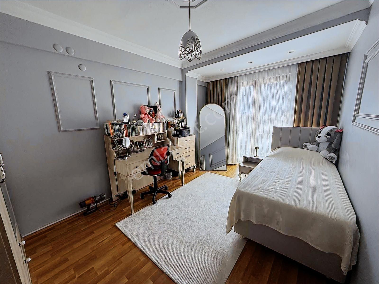 Remax Ozan Tandoğan 'dan Ferah Nezih Dubleks Daire - Görsel 2