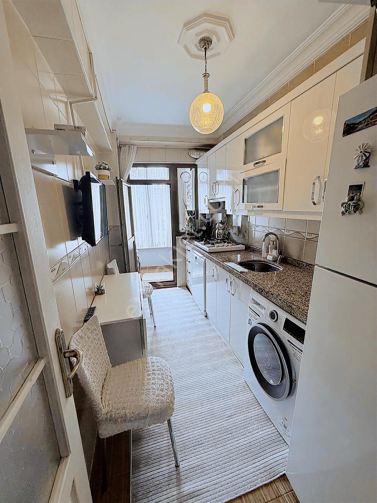 Remax Ozan Tandoğan 'dan Ferah Nezih Dubleks Daire - Görsel 18