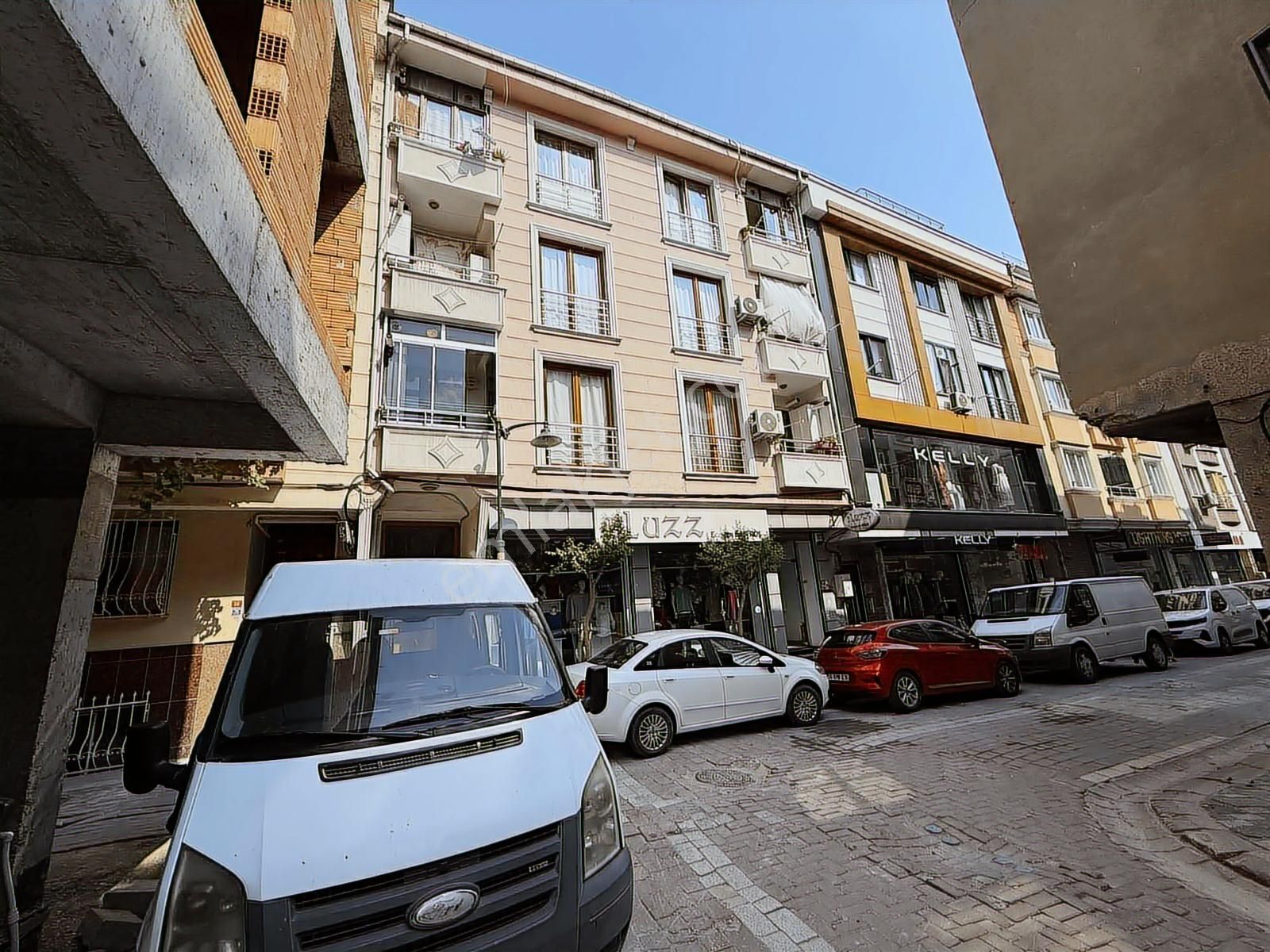 Remax Ozan Tandoğan 'dan Ferah Nezih Dubleks Daire - Görsel 9