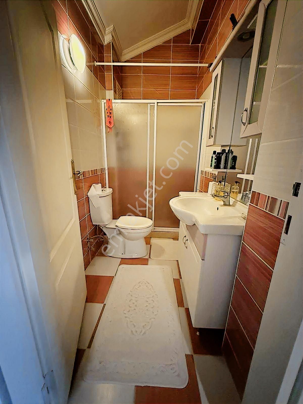 Remax Ozan Tandoğan 'dan Ferah Nezih Dubleks Daire - Görsel 12