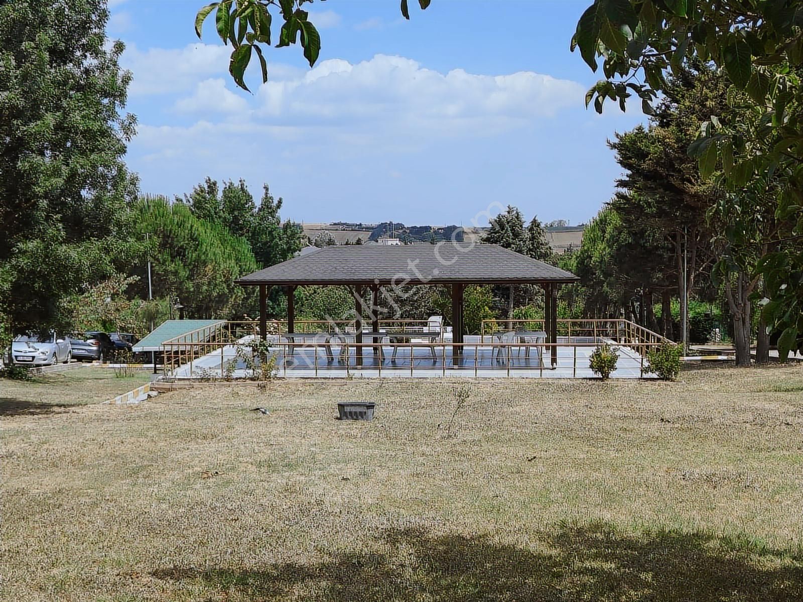 Havuzlu Güvenlikli Aile Sitesinde Bahçeli Dubleks Villa - Görsel 20