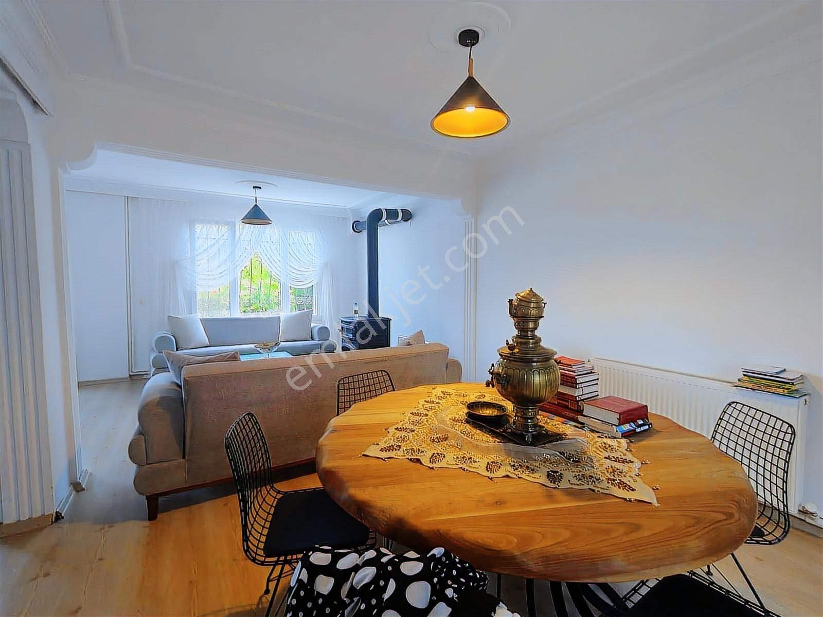 Havuzlu Güvenlikli Aile Sitesinde Bahçeli Dubleks Villa - Görsel 8