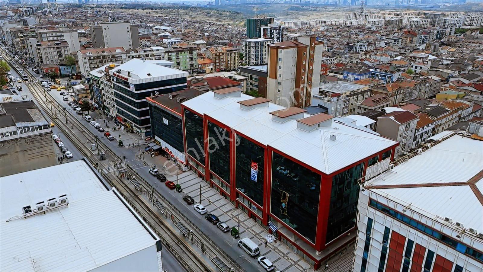 Sultançifliği Tramvay Önü Prestijli Binada Sıfır Ofis Katları - Görsel 7