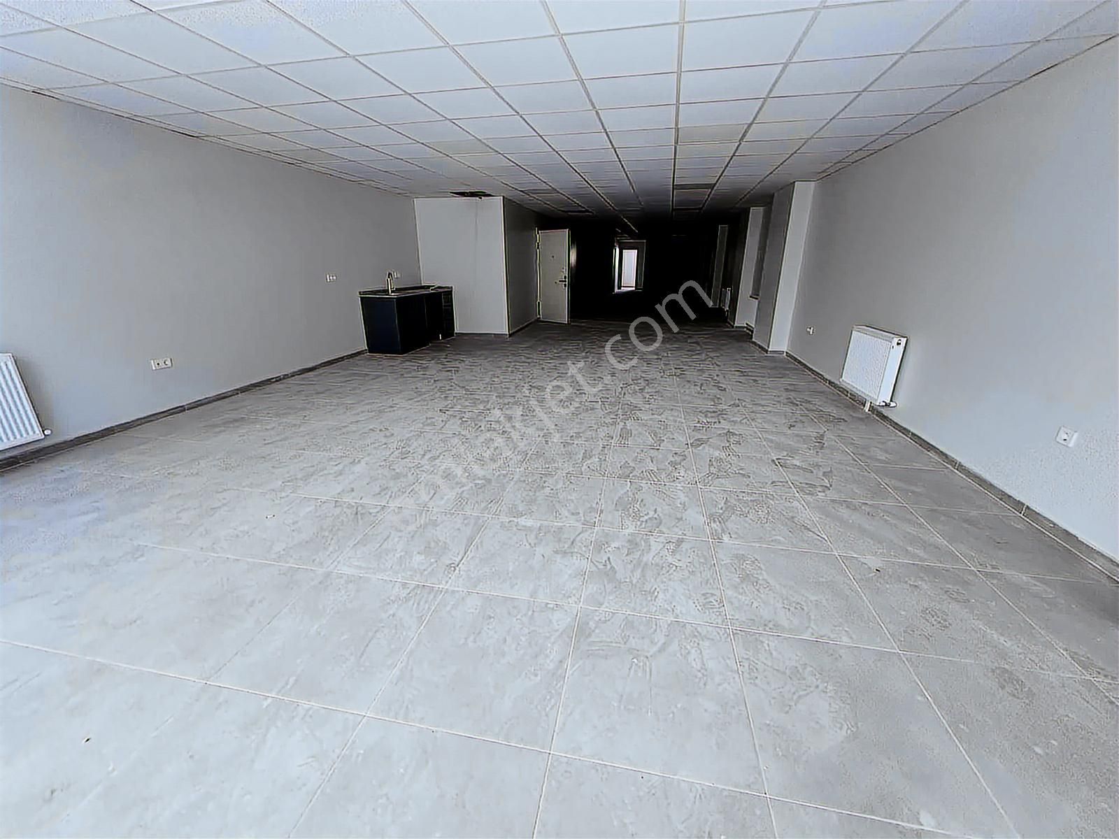 Sultançifliği Tramvay Önü Prestijli Binada Sıfır Ofis Katları - Görsel 2