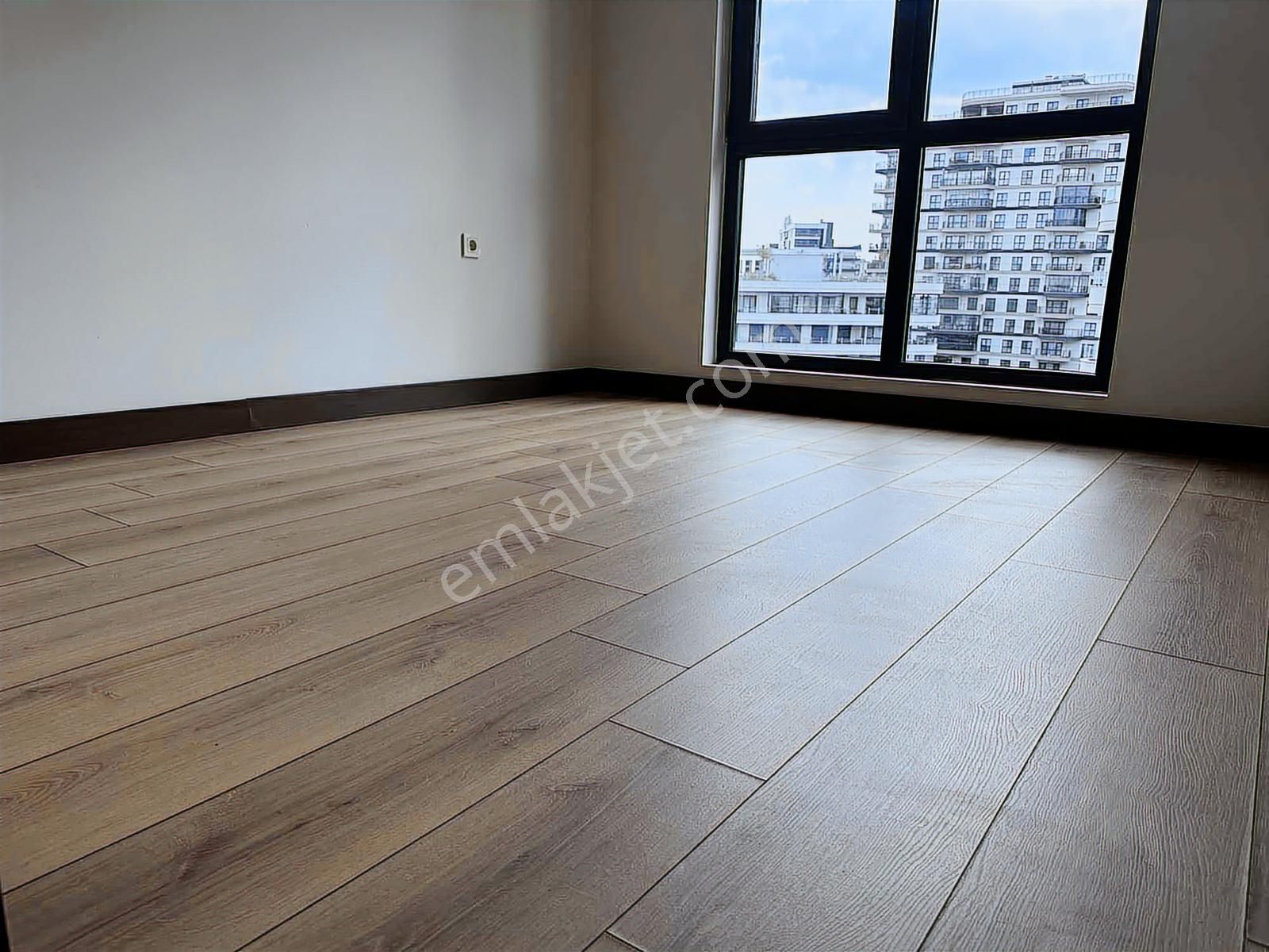 Sevcan Remax Nef Bahçelievler K.mutfak Havuz&içpeysaj Manz. 3+1 - Görsel 32