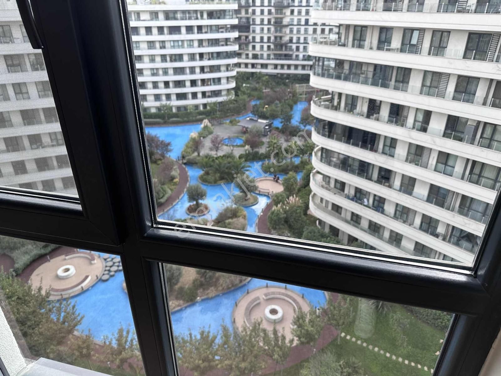 Sevcan Remax Nef Bahçelievler K.mutfak Havuz&içpeysaj Manz. 3+1 - Görsel 10