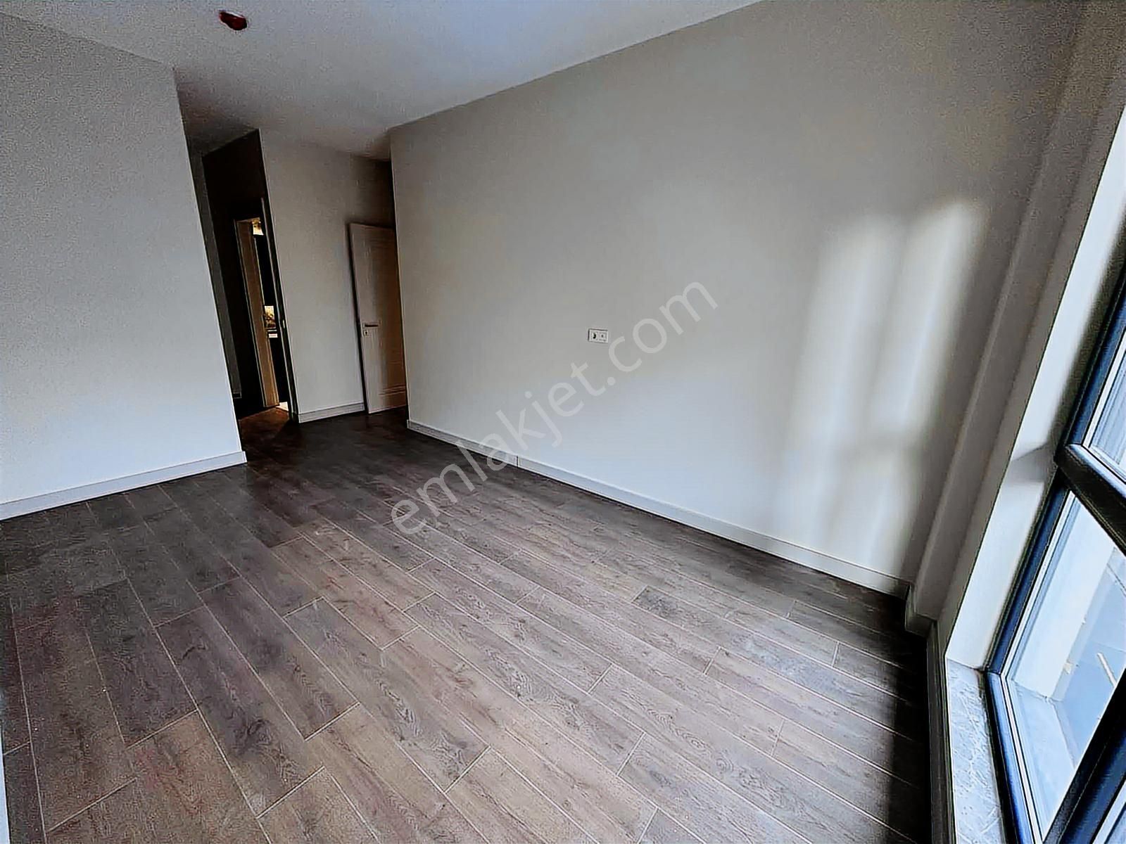 Sevcan Remax Nef Bahçelievler Boş K.mutfak Tapulu Peysj&havuzmnz - Görsel 20