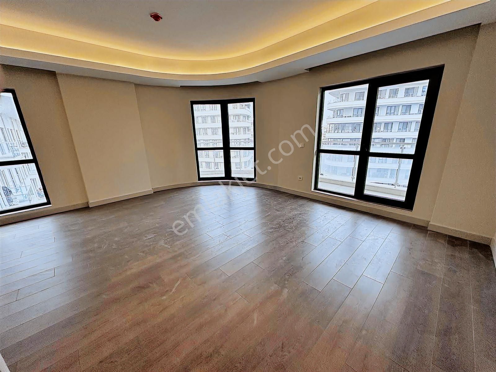 Sevcan Remax Nef Bahçelievler Boş K.mutfak Tapulu Peysj&havuzmnz - Görsel 31