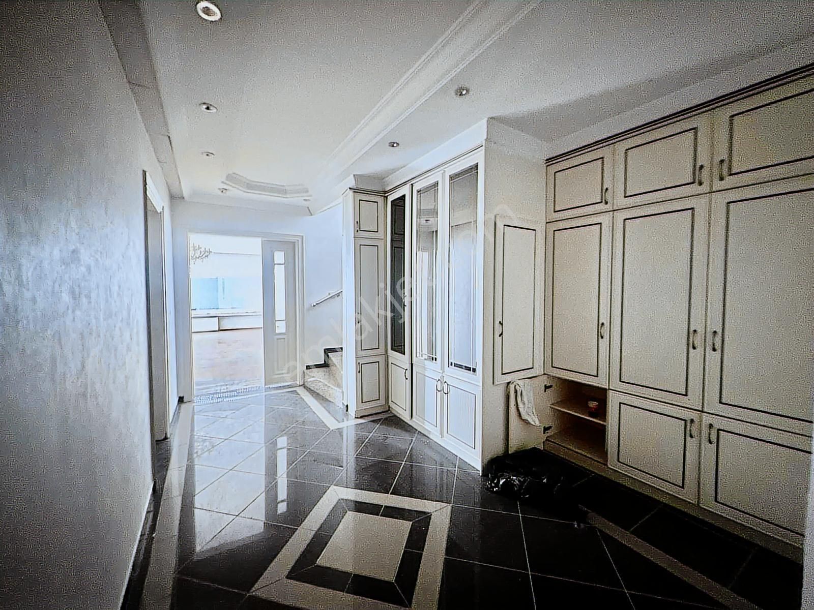 Florya'da Deniz Manzaralı Kiralık Dubleks Daire - Görsel 4