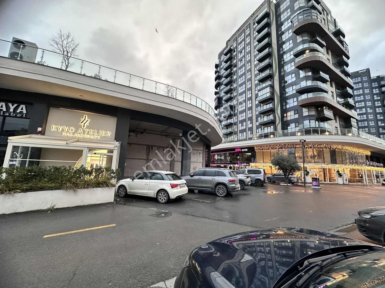 Sevcan Remax Nef Bahçelievler Boş İskanlı Dekorasyonlu Ticari - Görsel 2