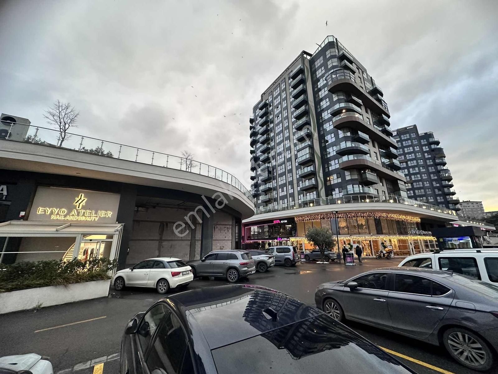 Sevcan Remax Nef Bahçelievler Boş İskanlı Dekorasyonlu Ticari - Görsel 18