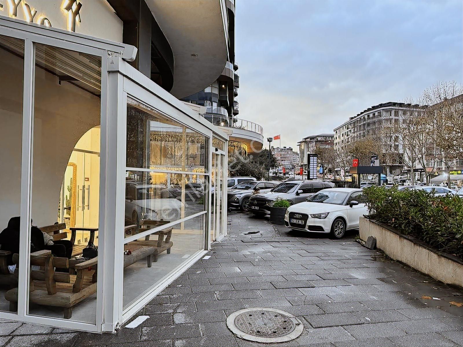 Sevcan Remax Nef Bahçelievler Boş İskanlı Dekorasyonlu Ticari - Görsel 3