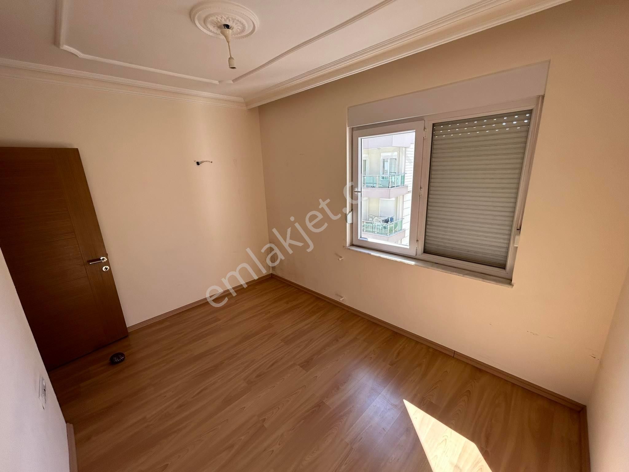 Şafak Emlak Kiralık Toros Mah Havuzlu Site İçerisinde 5+1 280 M2 - Görsel 17