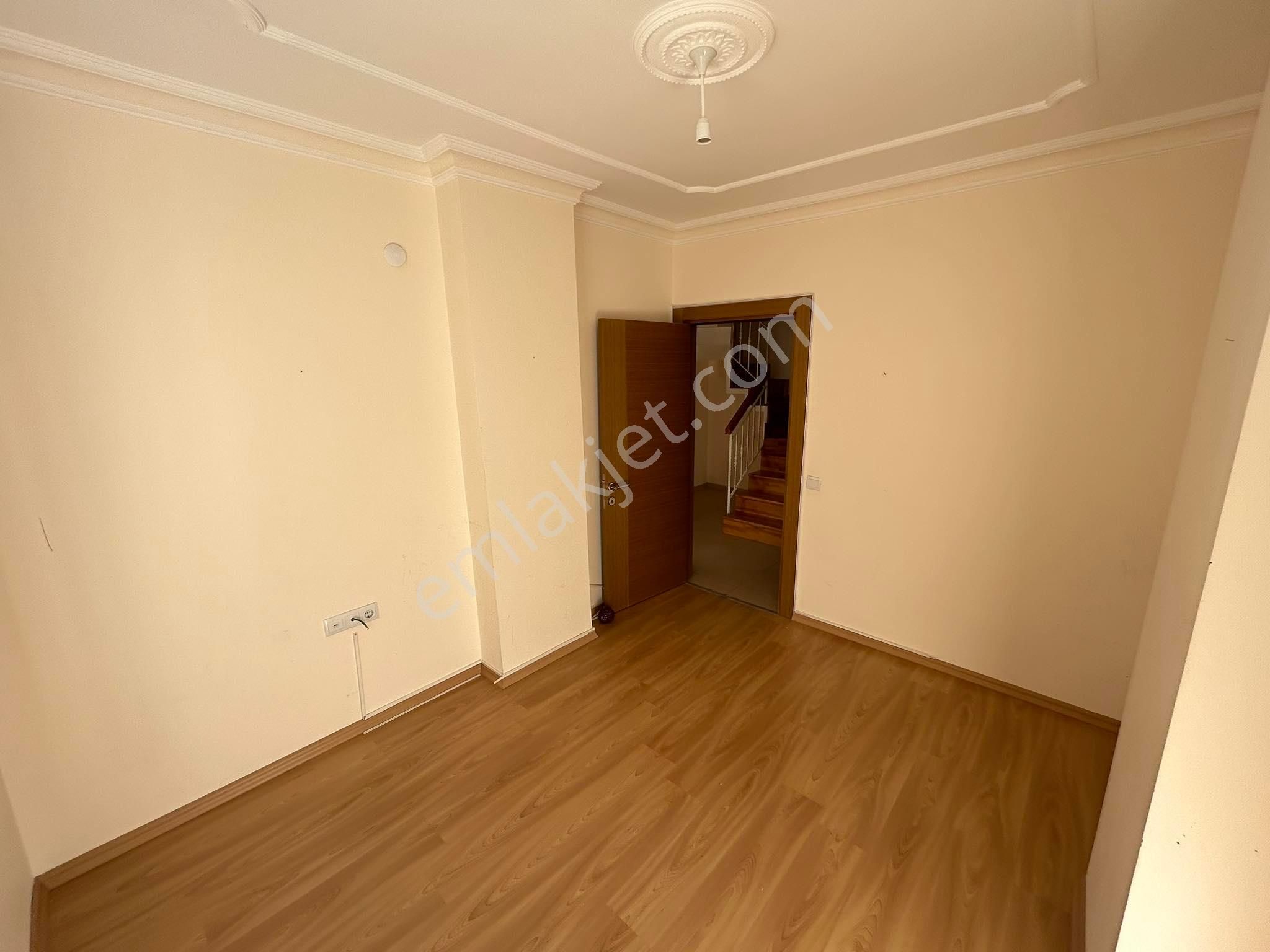 Şafak Emlak Kiralık Toros Mah Havuzlu Site İçerisinde 5+1 280 M2 - Görsel 13
