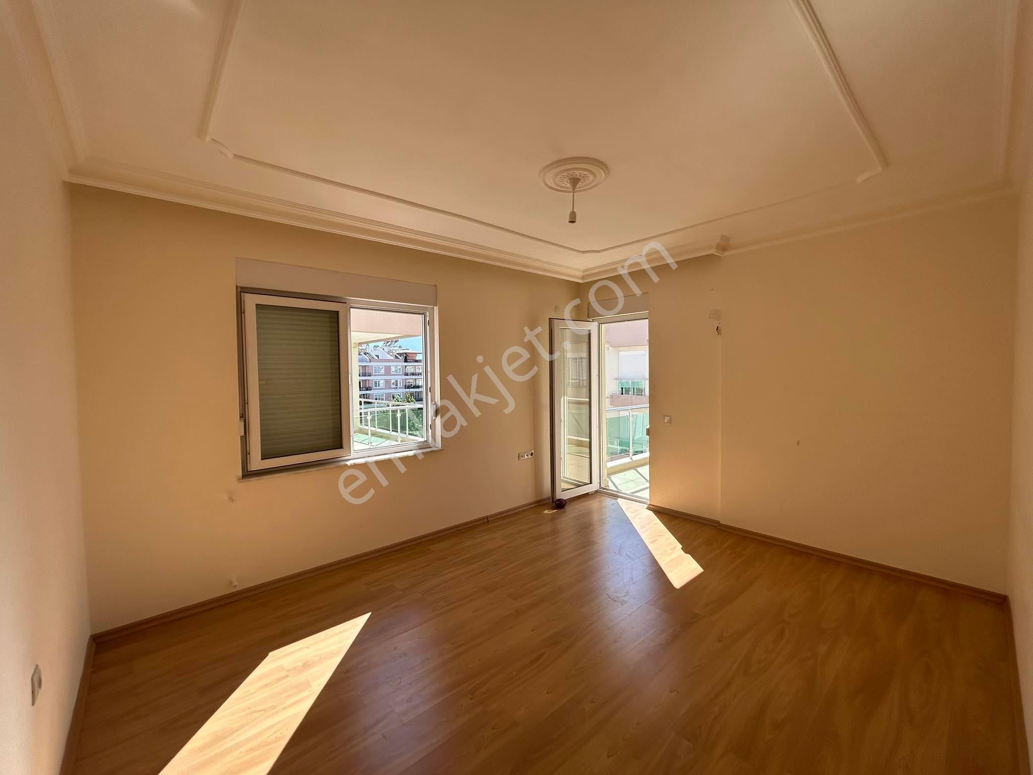 Şafak Emlak Kiralık Toros Mah Havuzlu Site İçerisinde 5+1 280 M2 - Görsel 8