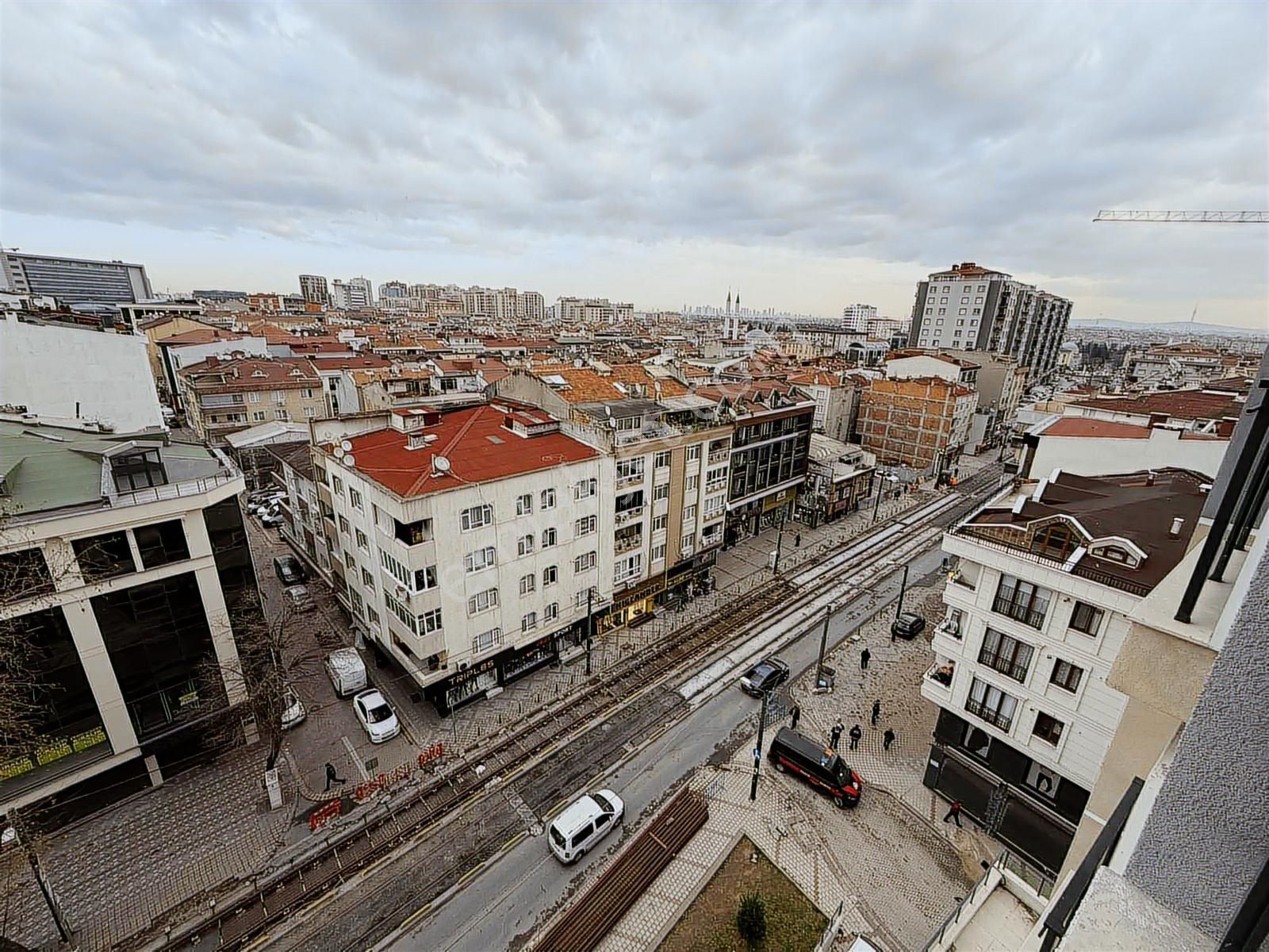 Remax Ozan Tandoğan 2+1 Toki'de Köşe Başı Tramway Yolunda - Görsel 17