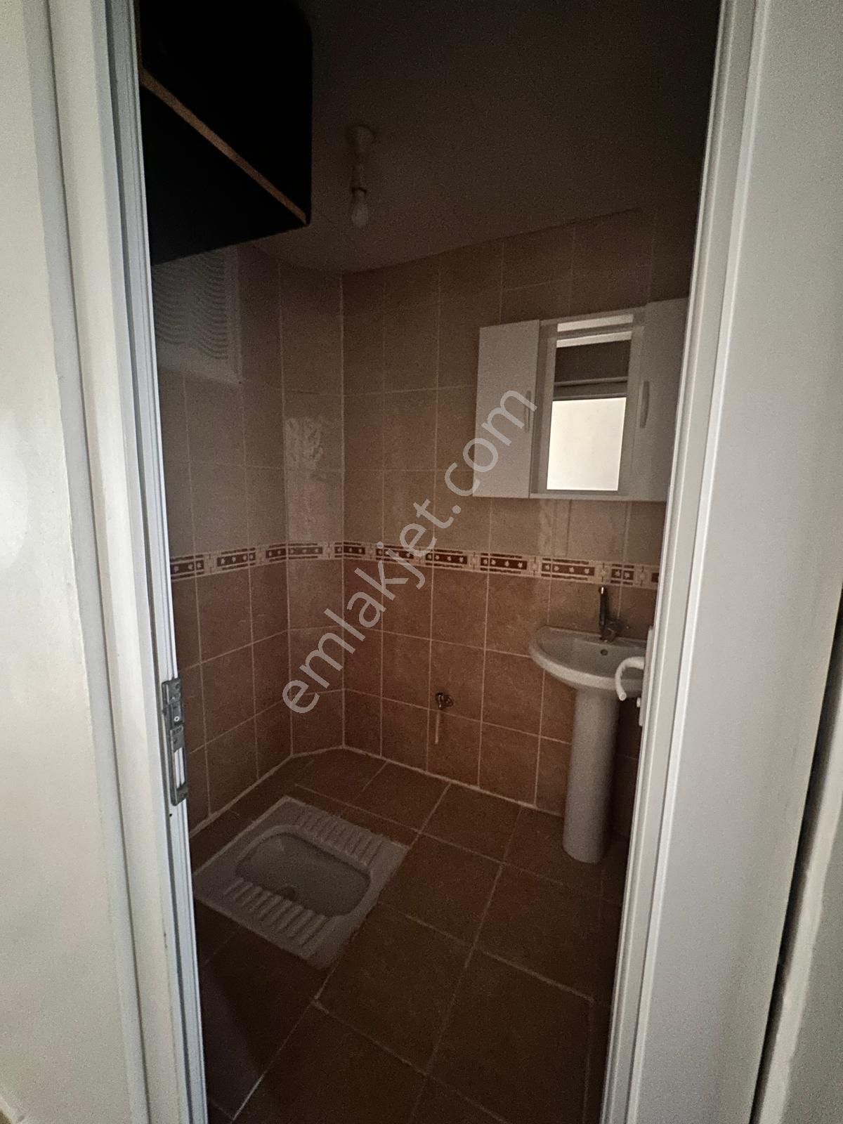 Özçelik İç Mimarlık Ve Gayrimenkulden Diclekentte Kiralık 3+1 Daire - Görsel 8