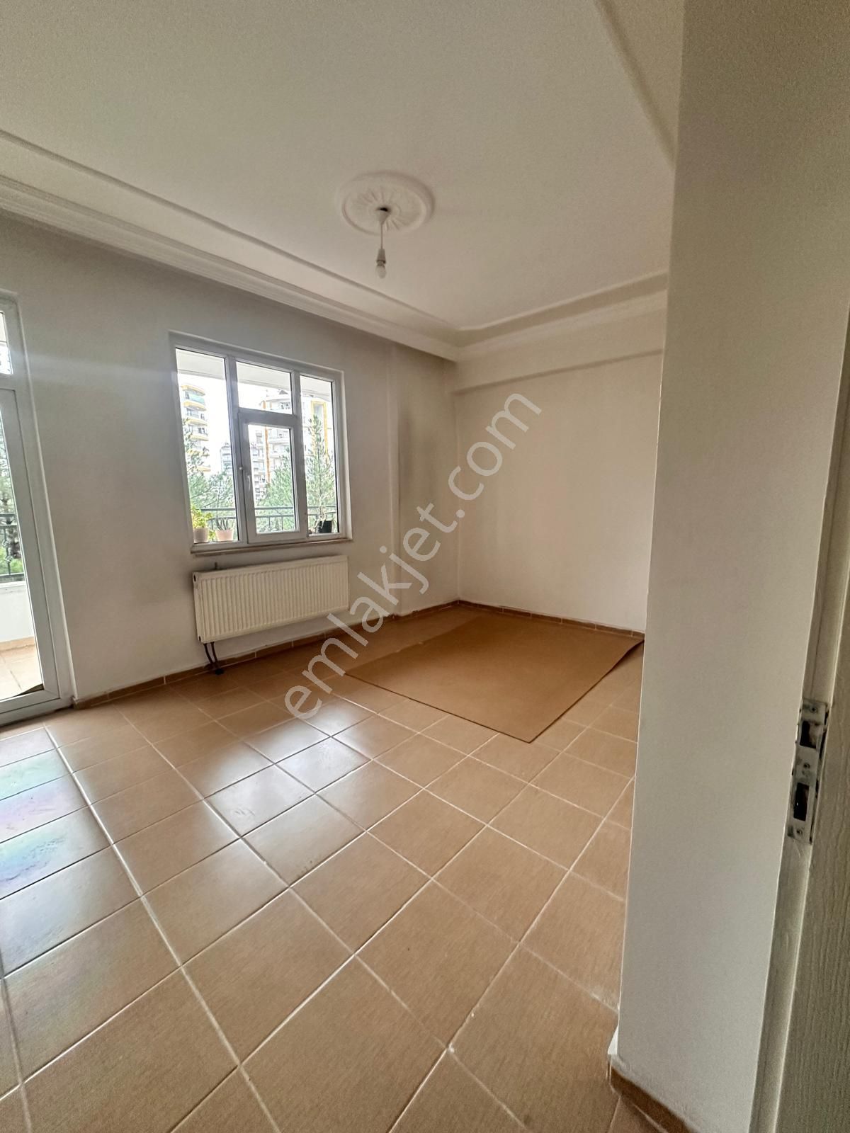 Özçelik İç Mimarlık Ve Gayrimenkulden Diclekentte Kiralık 3+1 Daire - Görsel 3