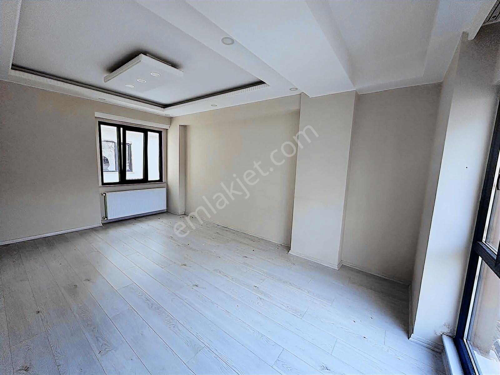 Sultançifliği Tramvay Durağı Arkası Boş Asansör&balkonlu Satılık - Görsel 5