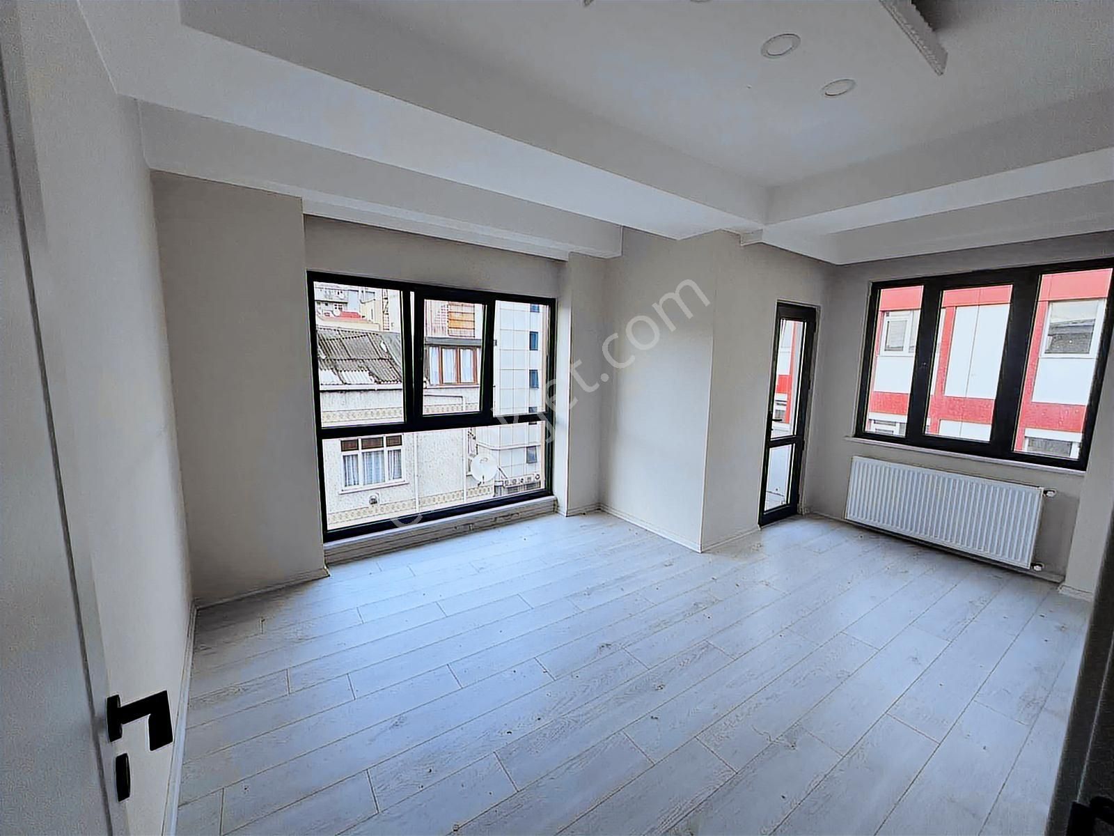 Sultançifliği Tramvay Durağı Arkası Boş Asansör&balkonlu Satılık - Görsel 14