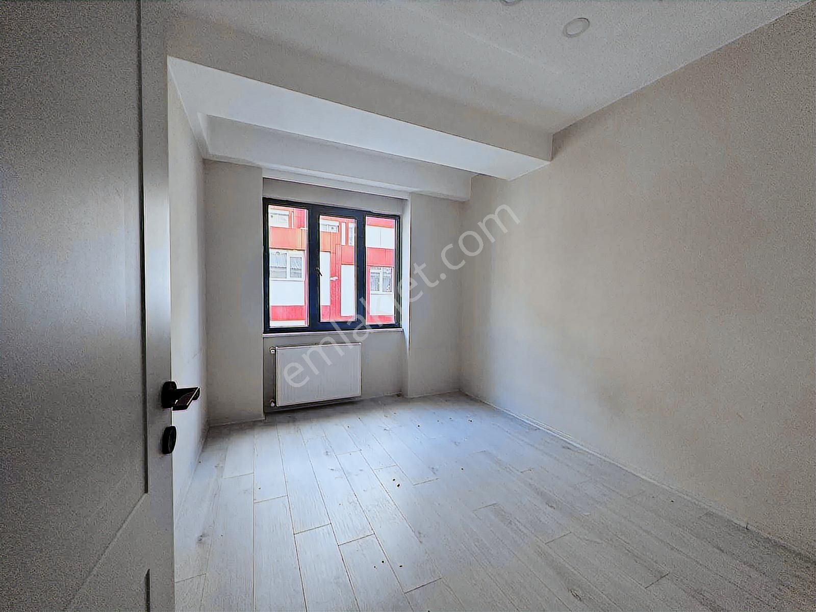 Sultançifliği Tramvay Durağı Arkası Boş Asansör&balkonlu Satılık - Görsel 6