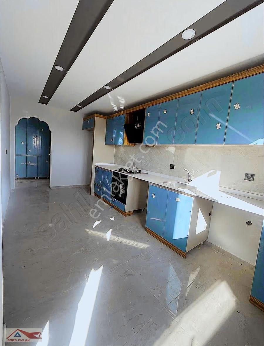 Site İçinde Kaçmaz Ara Katta Ferah2+1 Kaçmaz Daire - Görsel 18