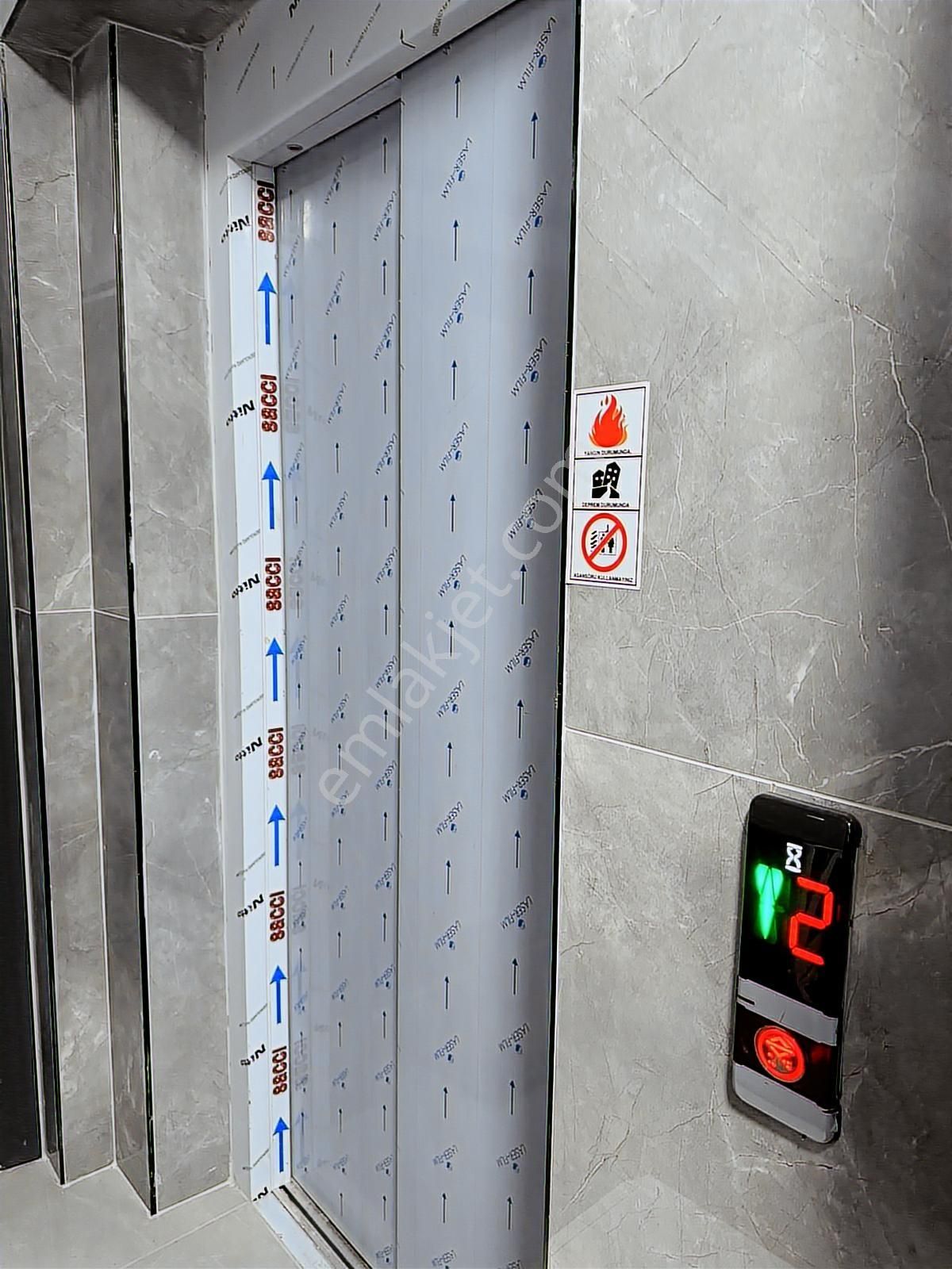 Denizköşkler'de Sıfır Asansörlü 2. Kat 2+1 Satılık Daire - Görsel 17