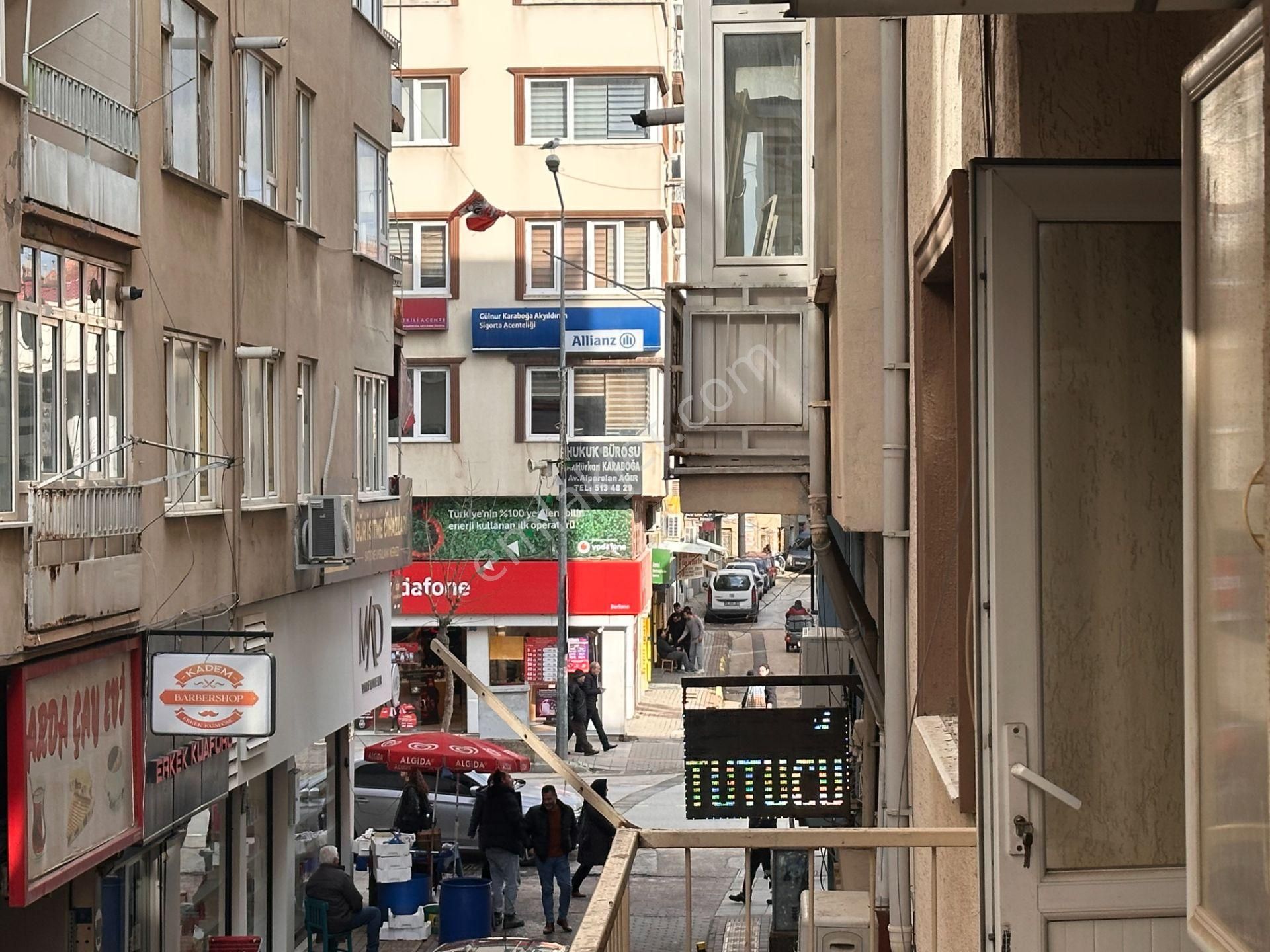 C21 Cius; Caddeye Ve Sahile Yakın 2+1 Dükkan Üstü Satılık Daire - Görsel 20