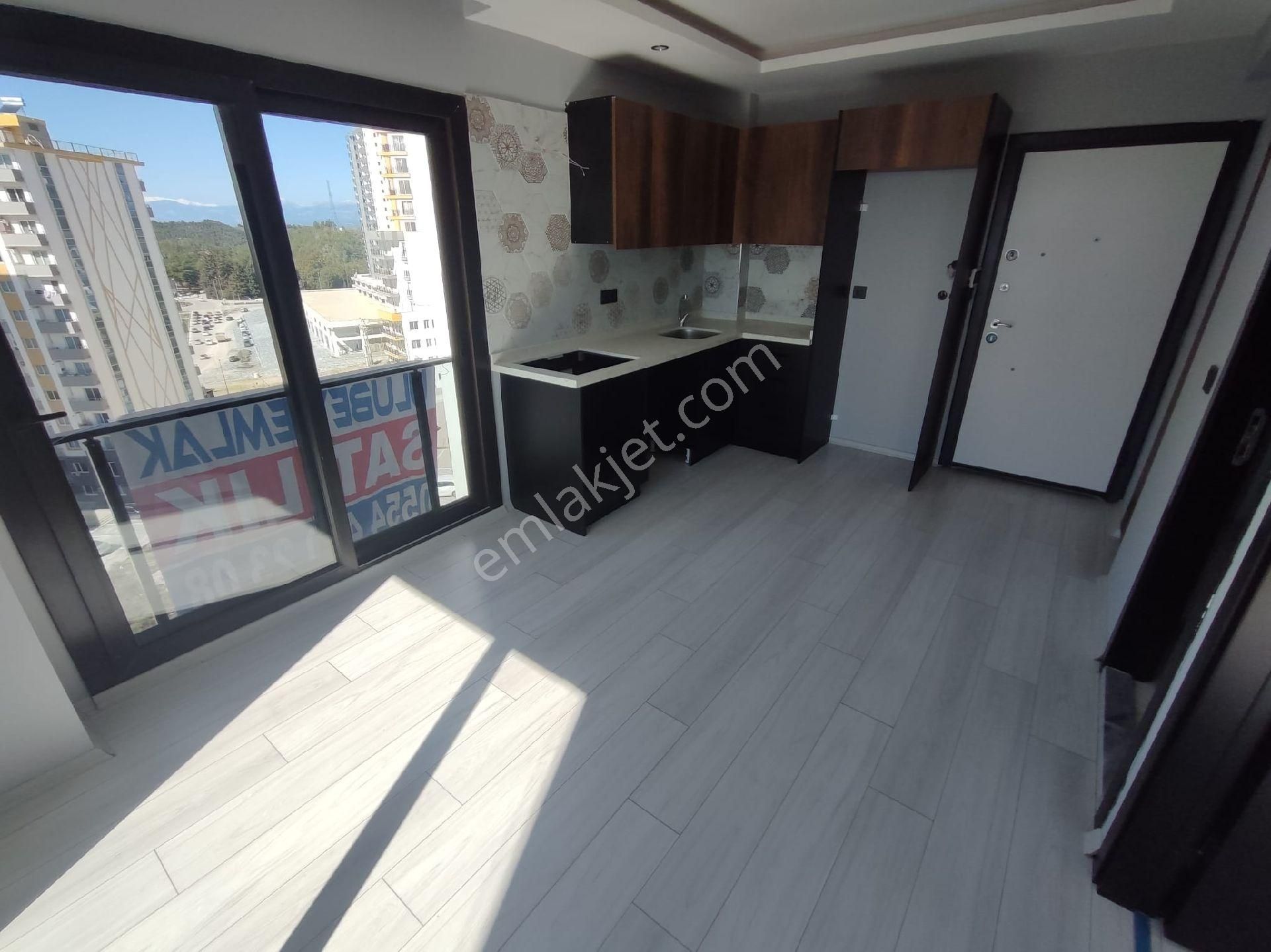 Sarıçam Çarkıparede Hrn Diamond Satılık Daire 1+1