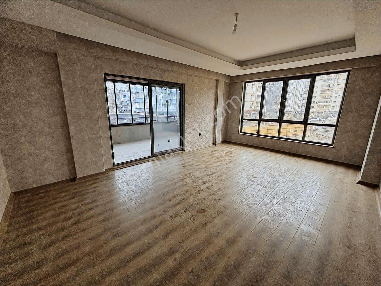 Aktif'ten Fırsat! Tramvaya Yürüme Mesafesinde Sıfır Daire - Görsel 15