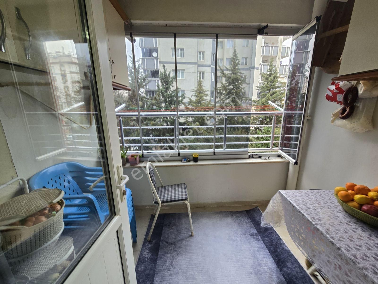 Acil Satılık ... Karataş Merkezde 3+1 Bakımlı Arakat Daire - Görsel 13