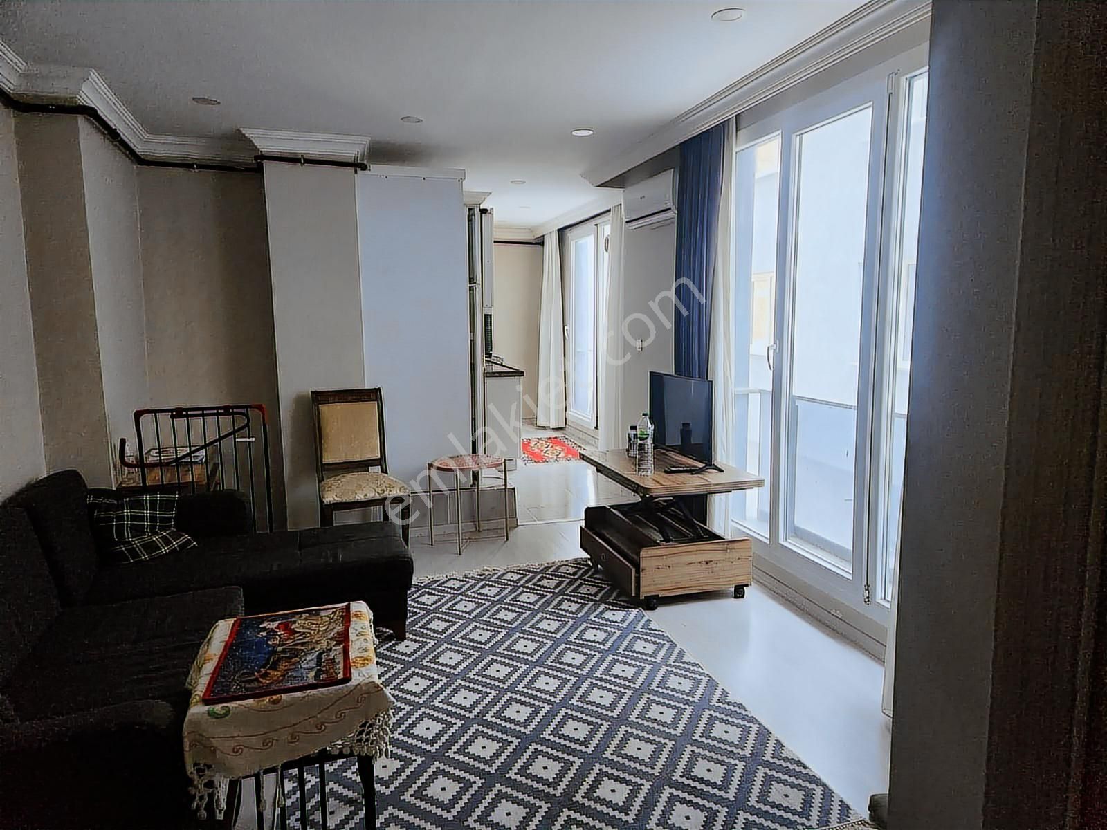 Kocasinan Merkez De Site İçinde Eşyalı 1+1 Kiralık Daire - Görsel 3