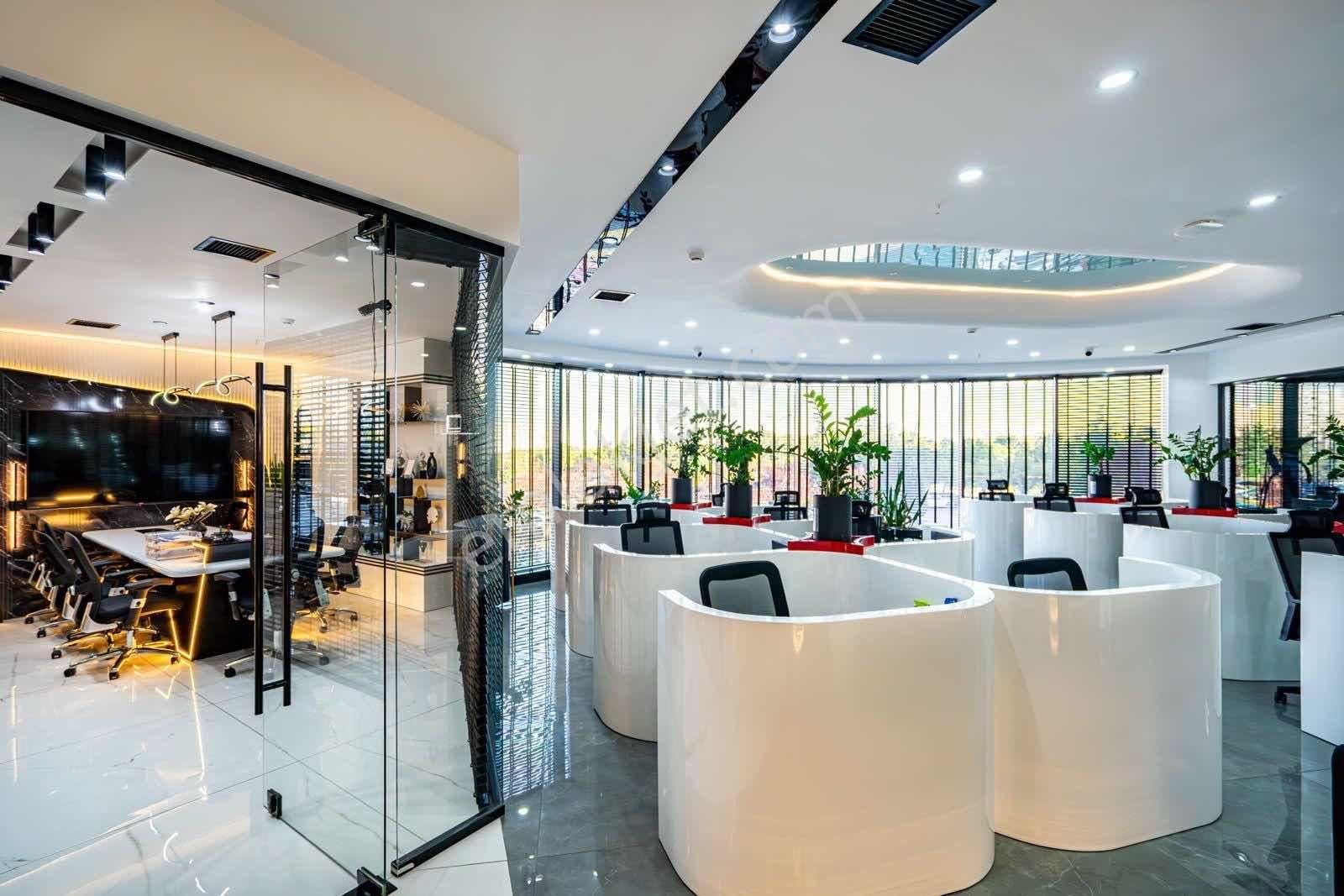 Dünya Ticaret Merkezi Egs De 420 M2 Satılık Dükkan - Görsel 9