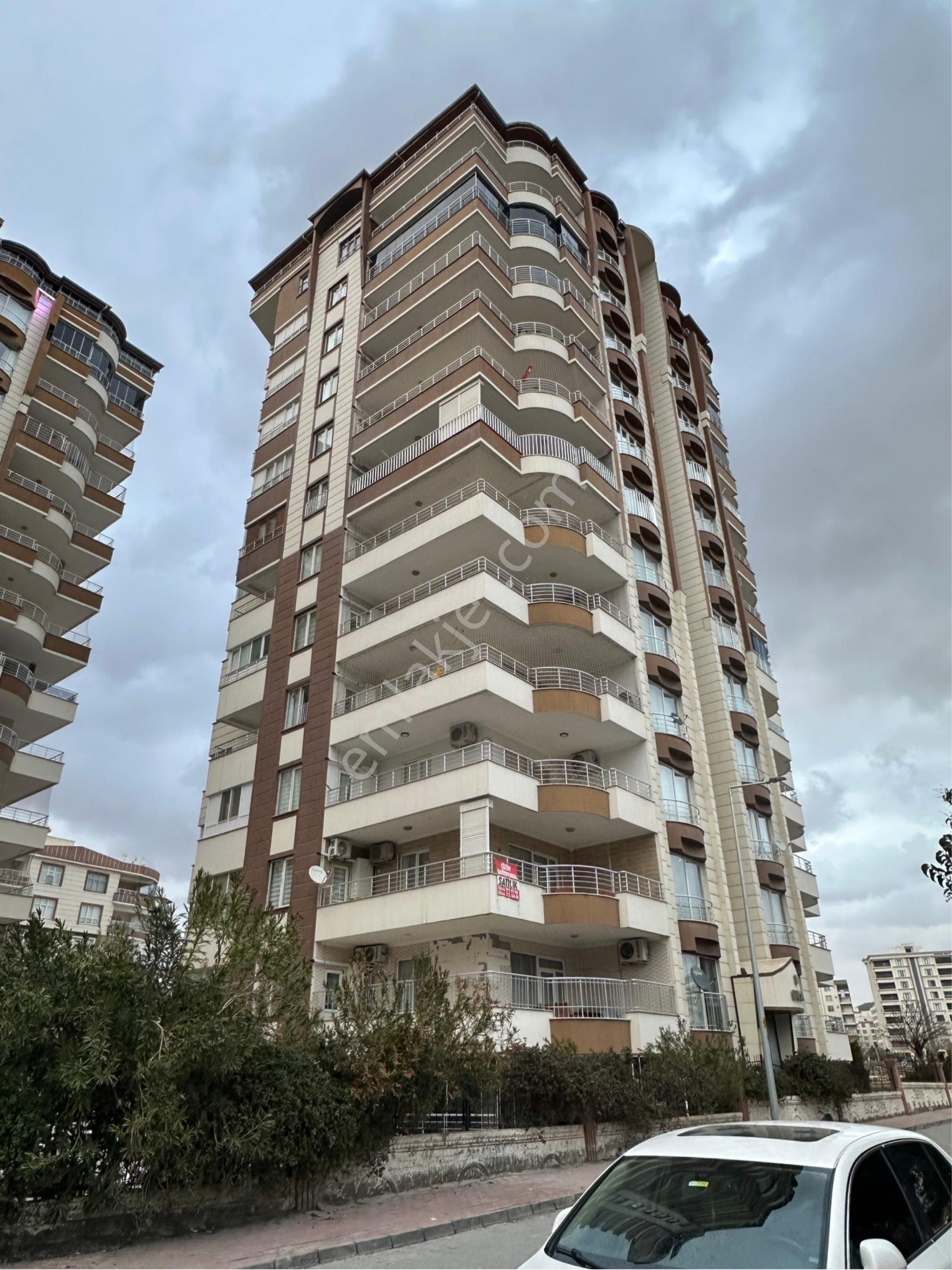 5 Odalı Süper Atakent Mahallesinde Daire Çözüm Emlak’ta - Görsel 8